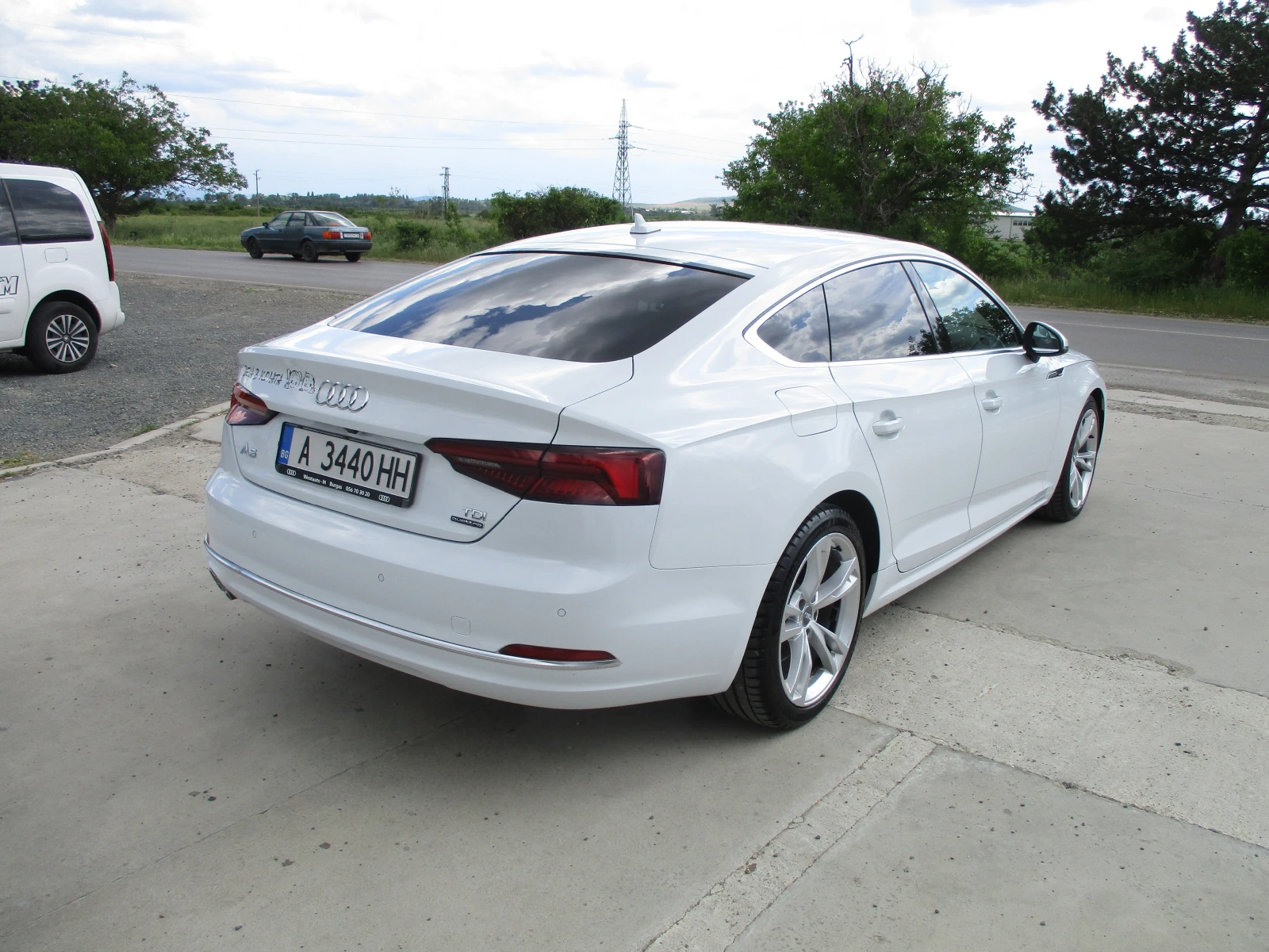 Audi A5 2.0TDI/190кс./QUATTRO/АВТОМАТИК/КАТО НОВА, снимка 4 - Автомобили и джипове - 54761080