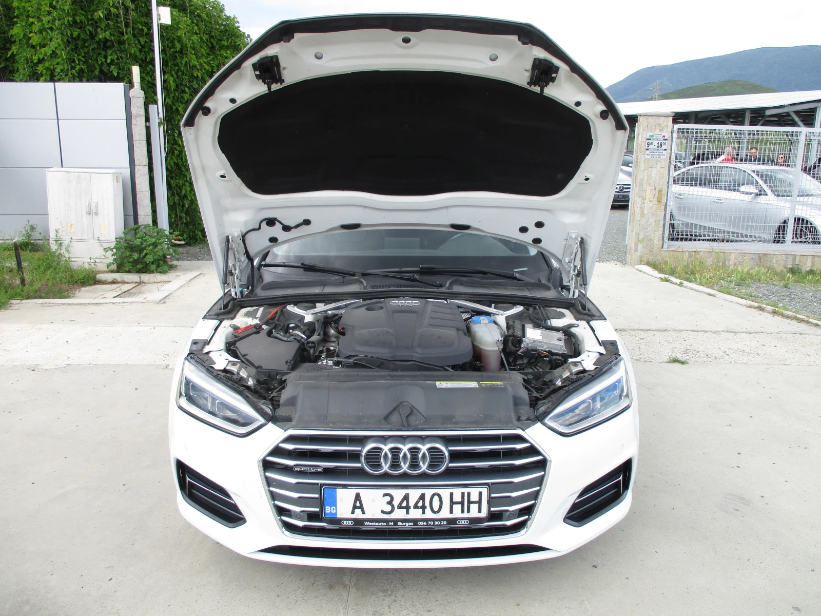 Audi A5 2.0TDI/190кс./QUATTRO/АВТОМАТИК/КАТО НОВА, снимка 17 - Автомобили и джипове - 54761080