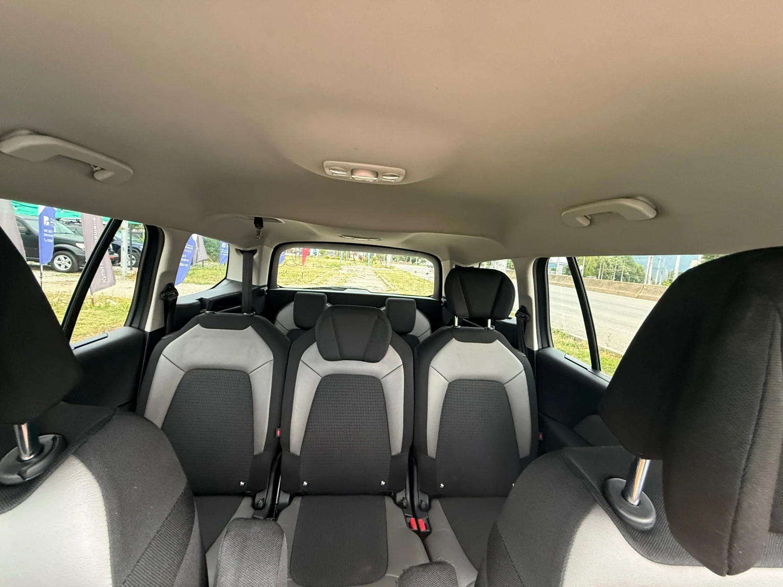 Citroen C4 Picasso 7 места -C4 Grand Picasso, снимка 13 - Автомобили и джипове - 55011190