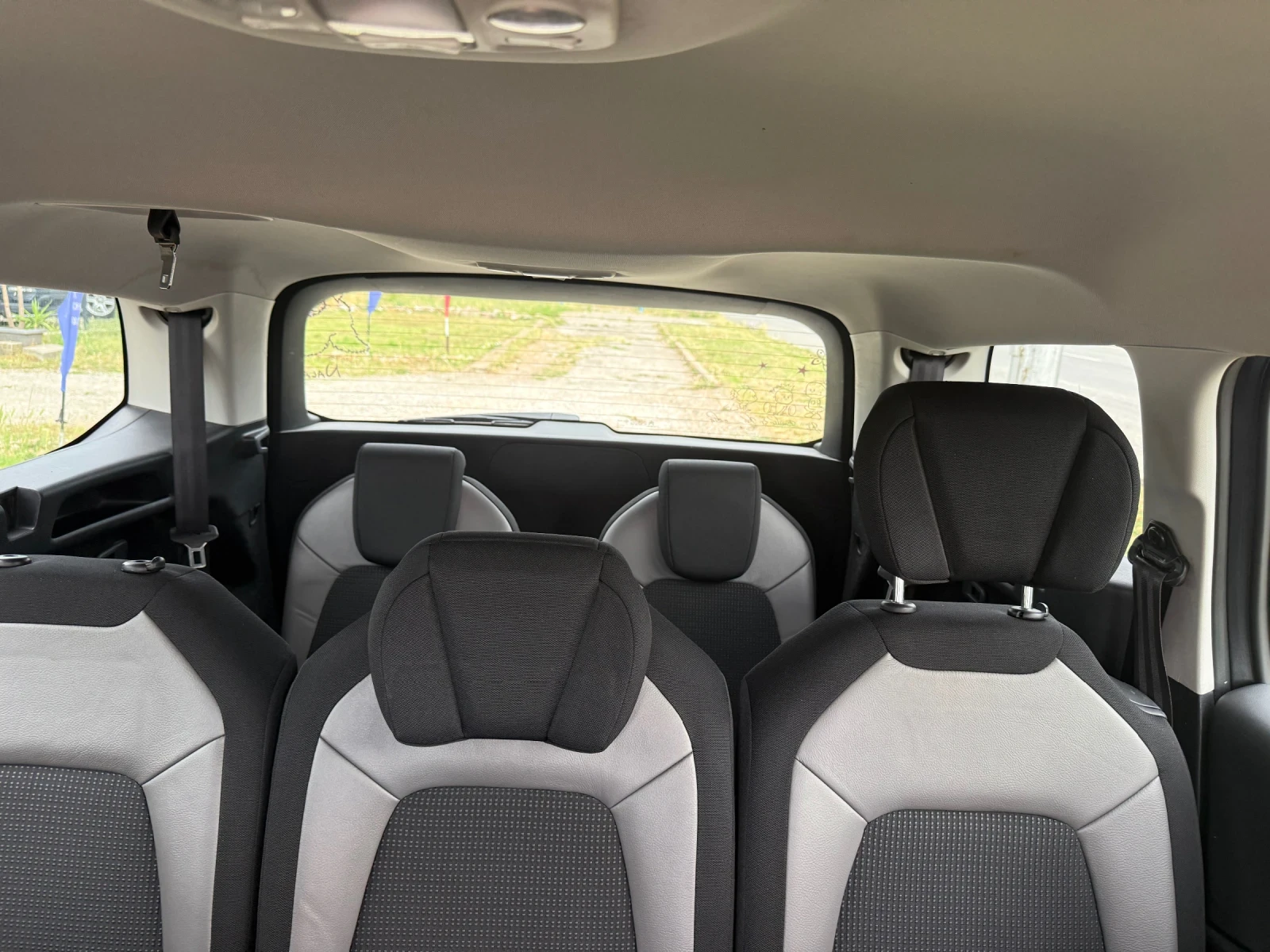 Citroen C4 Picasso 7 места -C4 Grand Picasso, снимка 14 - Автомобили и джипове - 55011190