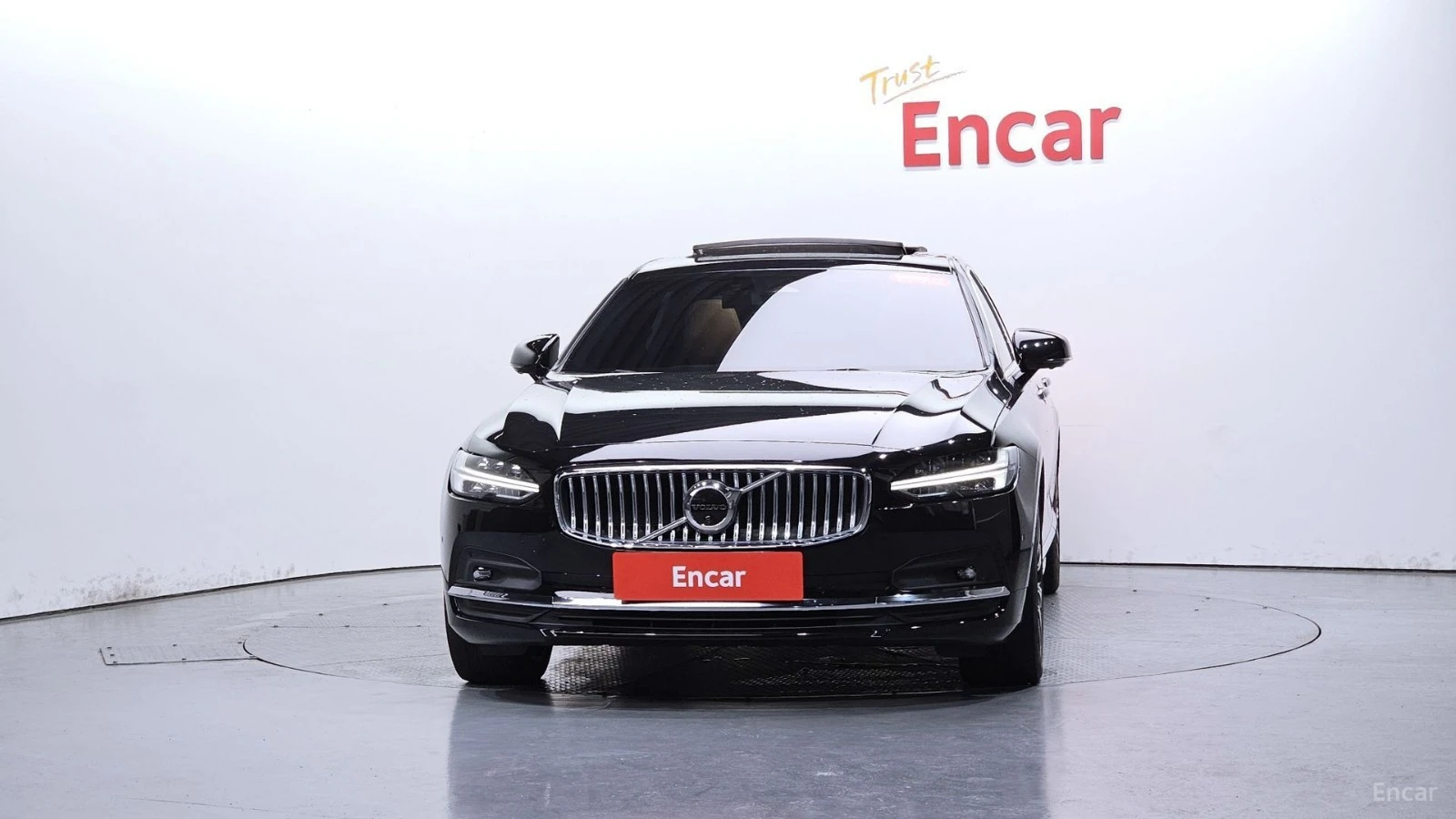 Volvo S90 Ultra-Bright* DISTRONIC* 360* ОБДУХВАНЕ* МАСАЖИ* , снимка 2 - Автомобили и джипове - 55504520