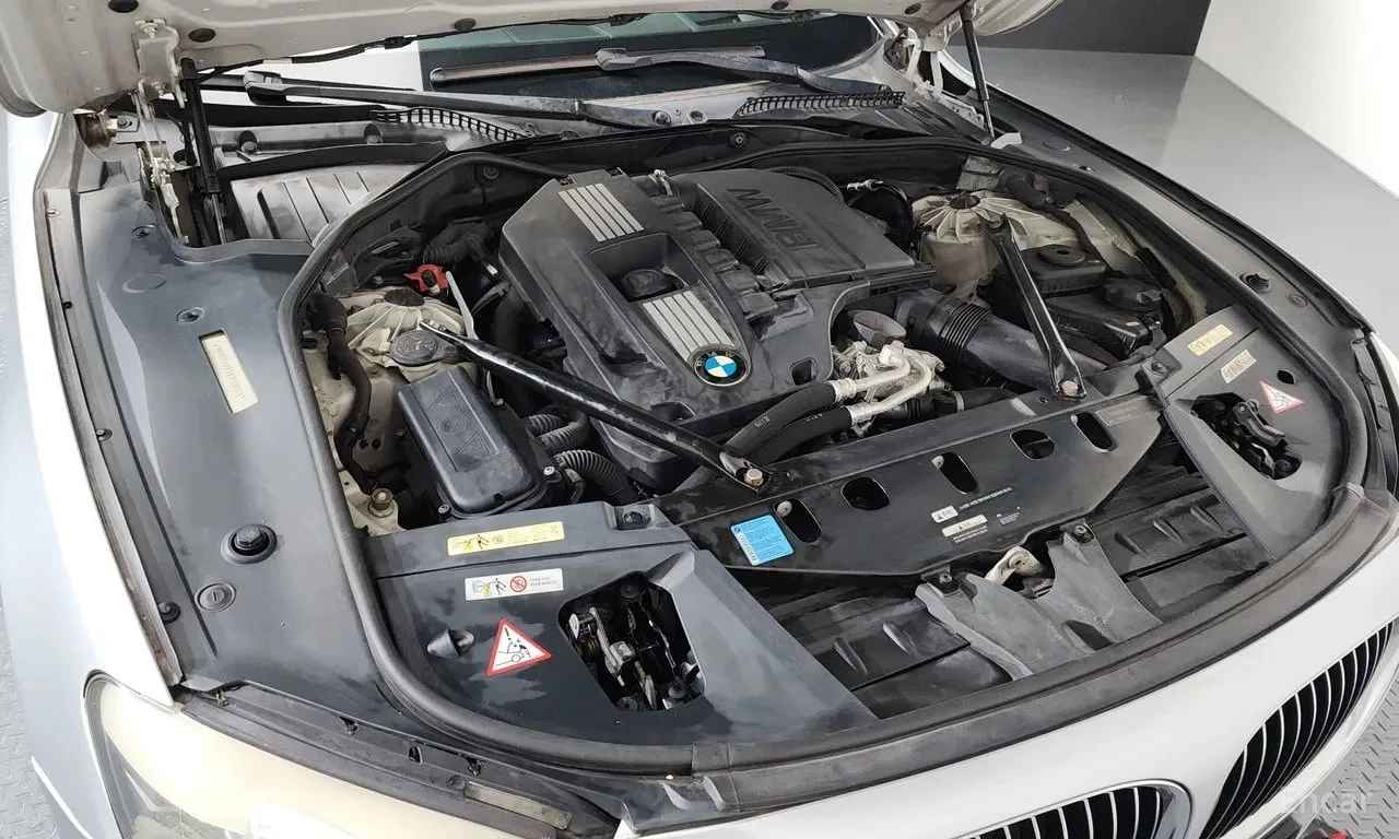 BMW 740 * 740Li * АВТОКРЕДИТ БЕЗ ПЪРВОНАЧАЛНА ВНОСКА* , снимка 6 - Автомобили и джипове - 55921764