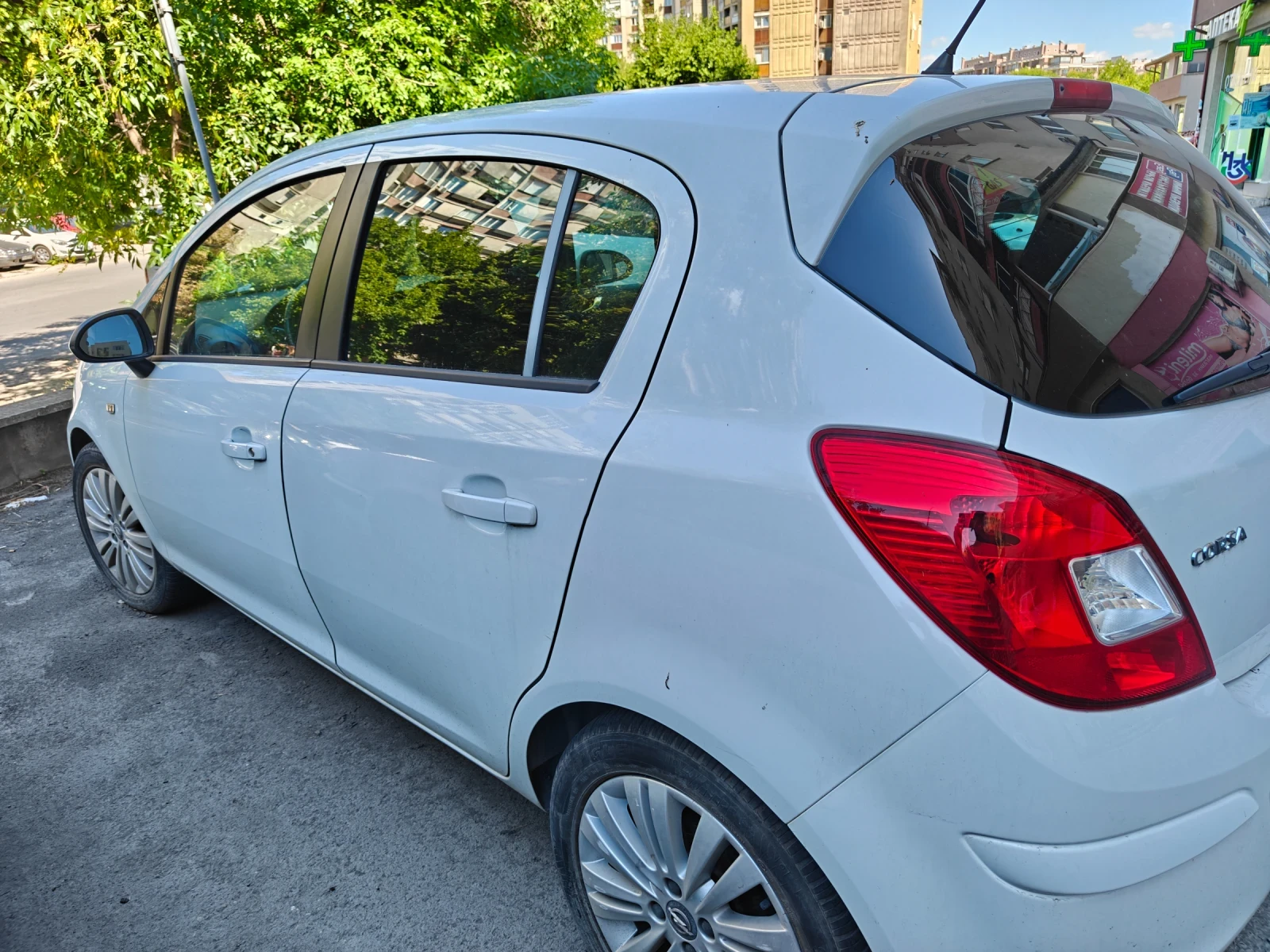 Opel Corsa 2014 г. 1.4 /ГАЗ