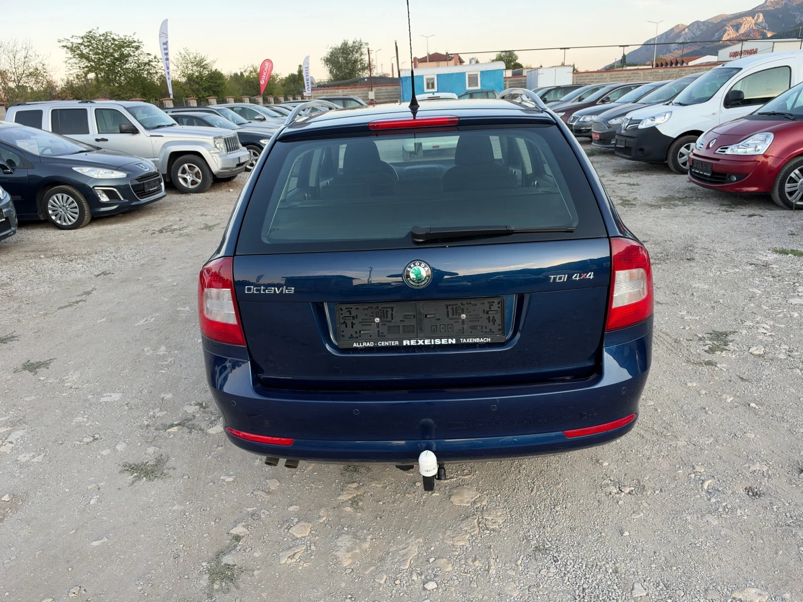 Skoda Octavia 1.9 TDI 4x4 ЧИСТО НОВ, снимка 7 - Автомобили и джипове - 56133131