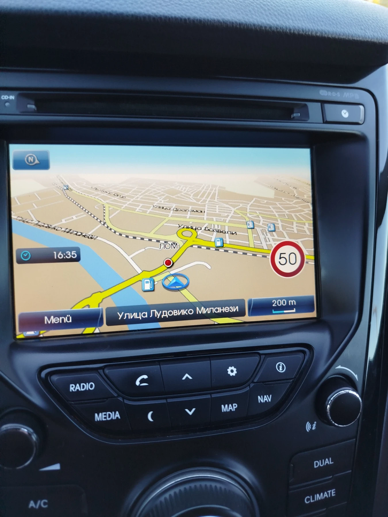 Hyundai I40 2.0GDI 177 ks, снимка 11 - Автомобили и джипове - 56628934