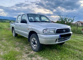 Mazda B2500 
