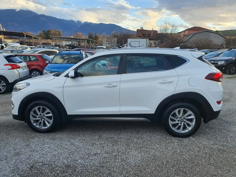 Hyundai Tucson 2.0CRDI 4WD NAVI AVTOMAT, снимка 5 - Автомобили и джипове - 46354873