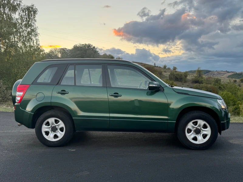 Suzuki Grand vitara Facelift, снимка 8 - Автомобили и джипове - 47486455