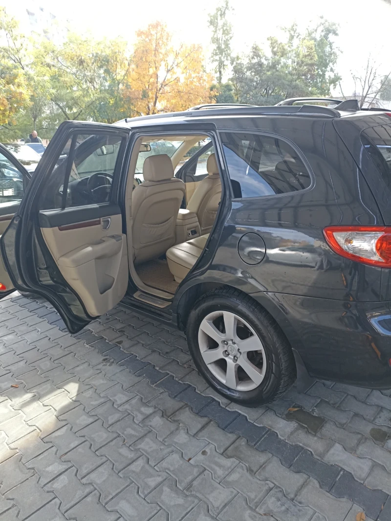 Hyundai Santa fe, снимка 4 - Автомобили и джипове - 47634261