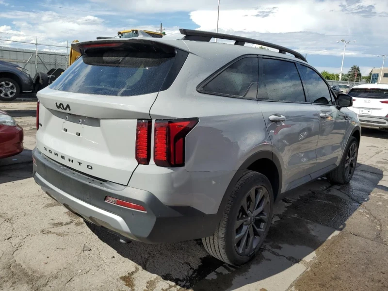 Kia Sorento, снимка 3 - Автомобили и джипове - 49464629