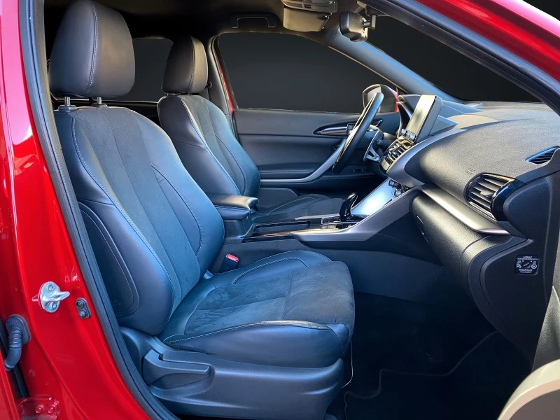 Mitsubishi Eclipse Cross 2.4PHEV/188HP/4WD/CAM/NAVI/KLESS/L.ASSIST/657g, снимка 14 - Автомобили и джипове - 52710647