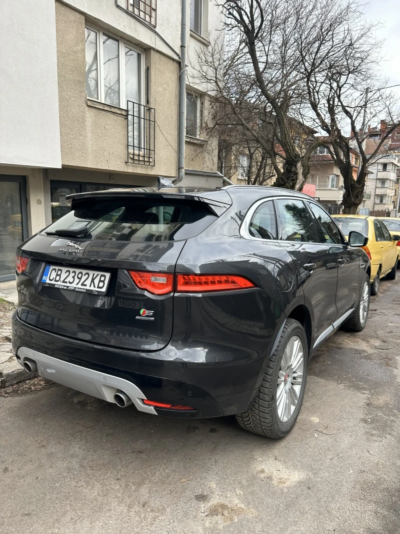 Jaguar F-PACE Сервизна история България, снимка 2 - Автомобили и джипове - 53097986