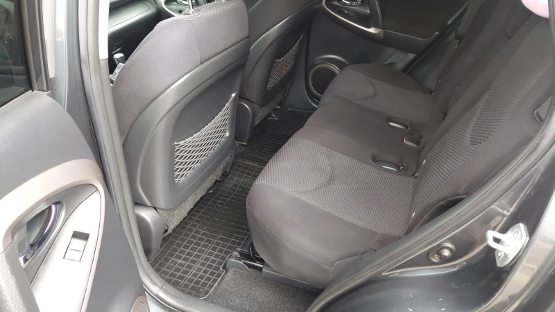 Toyota Rav4 2.2 D4d Luxury, снимка 12 - Автомобили и джипове - 53125739