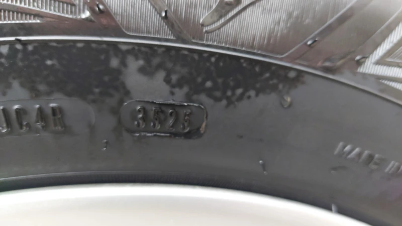 Toyota Rav4 2.2 D4d Luxury, снимка 7 - Автомобили и джипове - 53125739