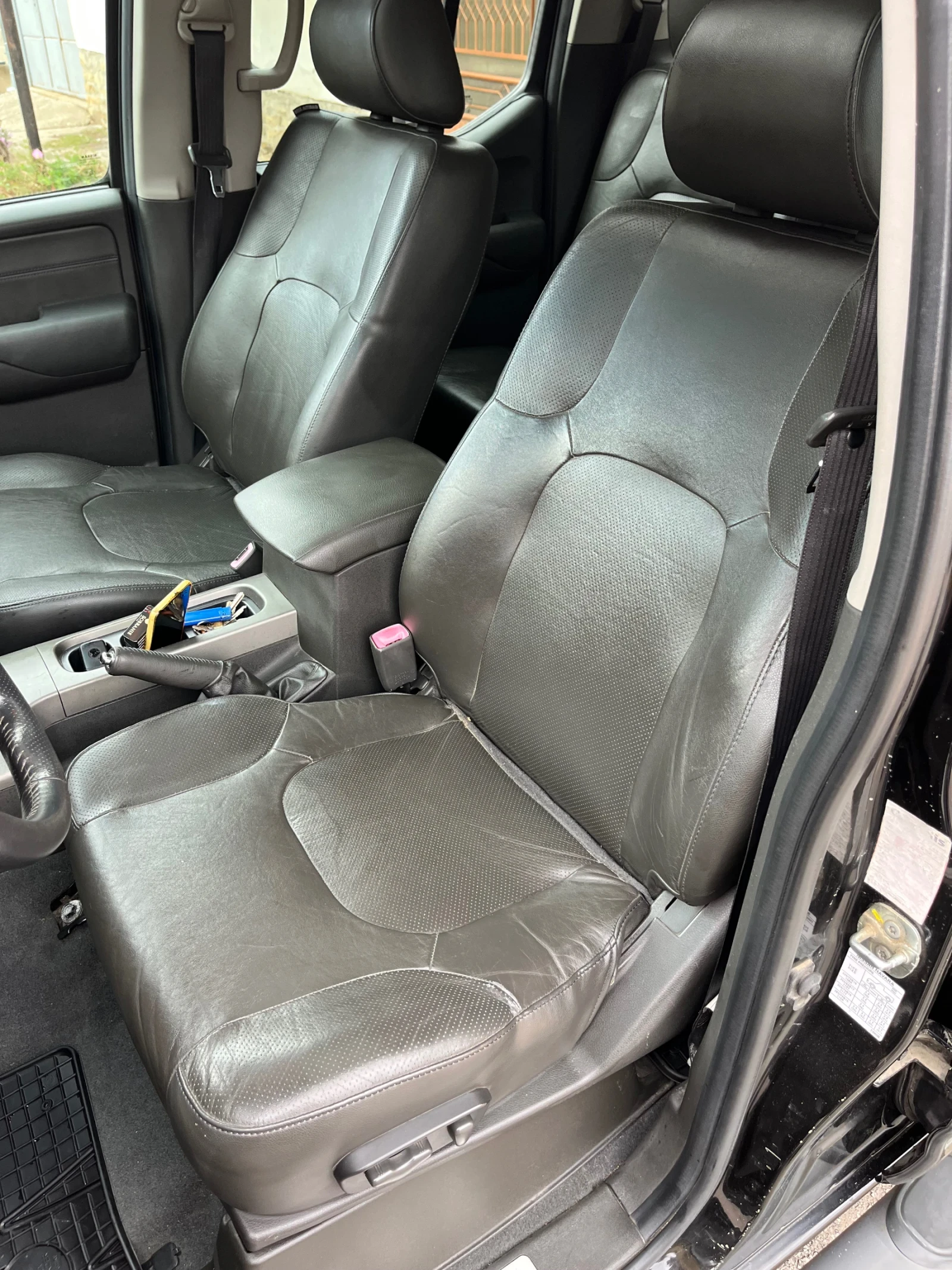 Nissan Navara Exclusive-Navi-4x4Low - изображение 8