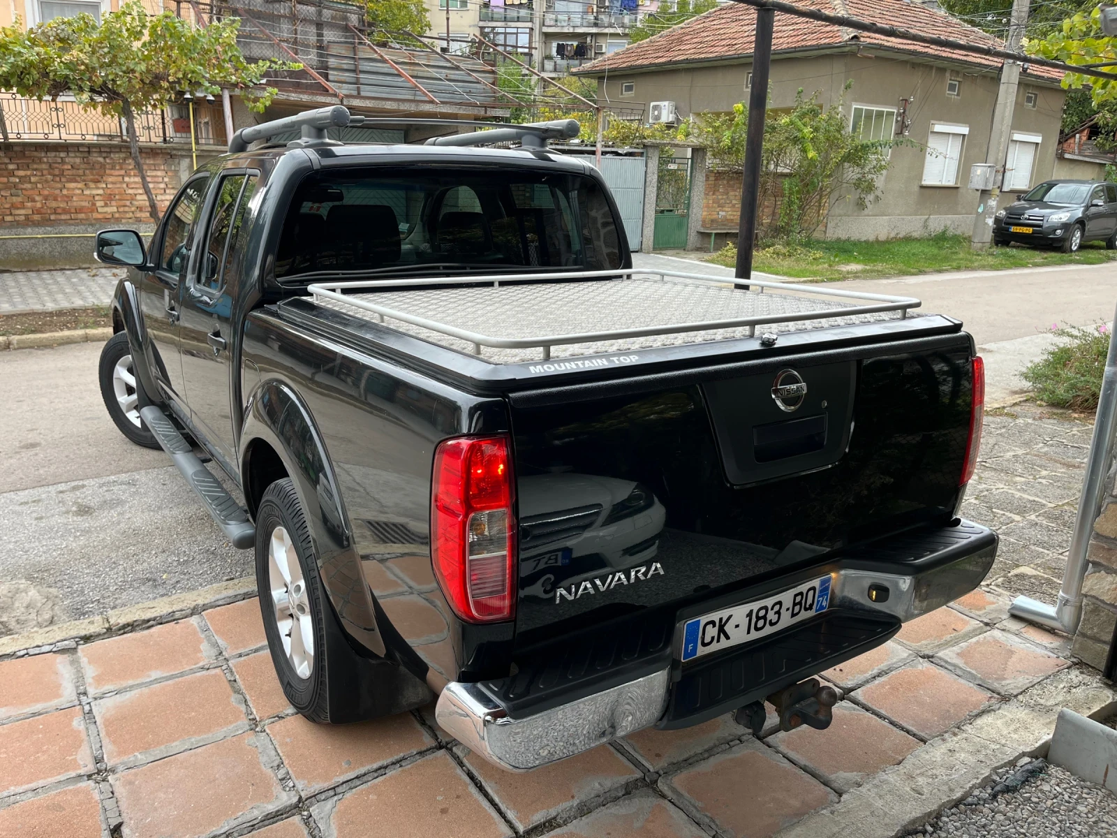 Nissan Navara Exclusive-Navi-4x4Low - изображение 4