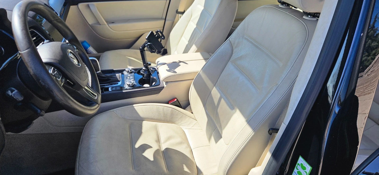 VW Touareg 3.0, снимка 10 - Автомобили и джипове - 53862210