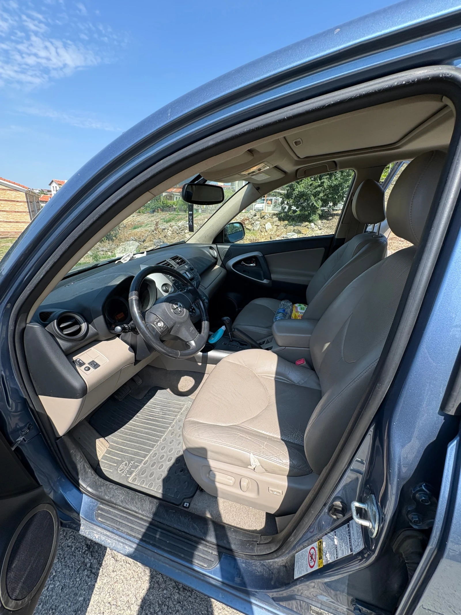 Toyota Rav4, снимка 9 - Автомобили и джипове - 56252333