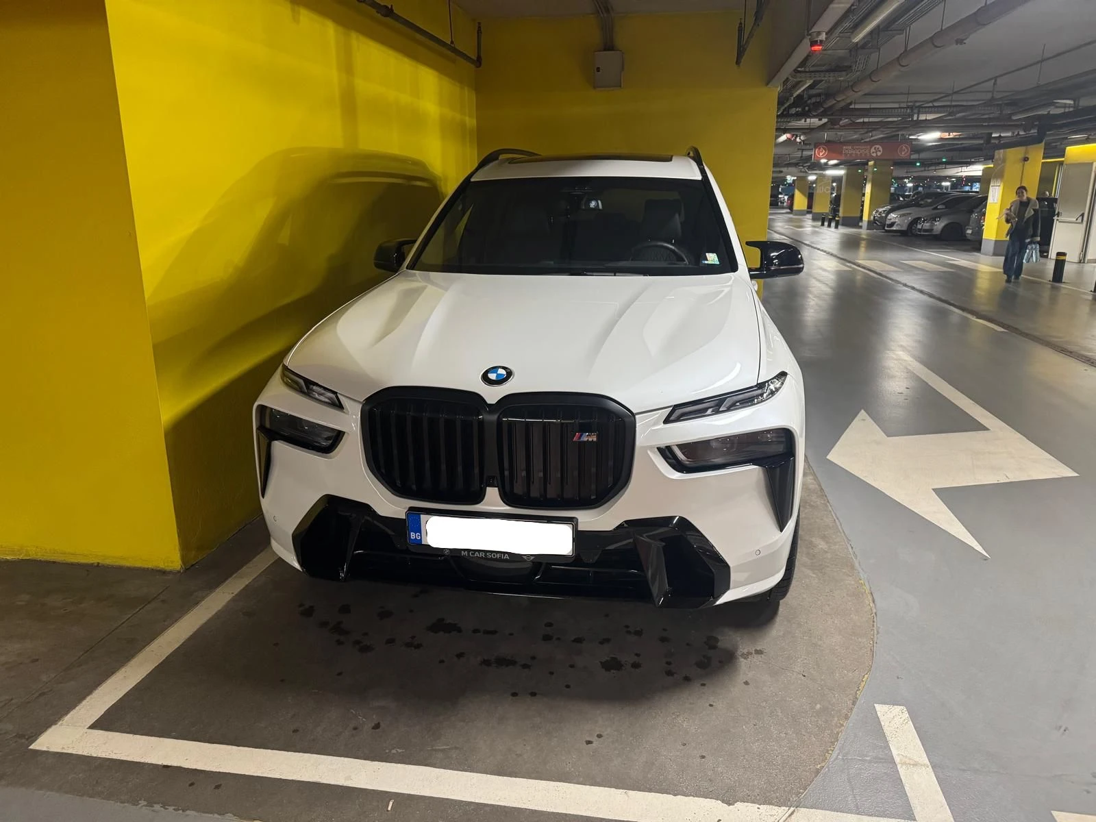 BMW X7 M60i, снимка 3 - Автомобили и джипове - 56328124