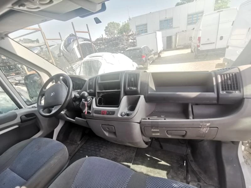 Peugeot Boxer 2.2hdi , снимка 6 - Бусове и автобуси - 33876956