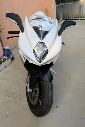 ����� �� �������� �� MV Agusta F3 F3 800