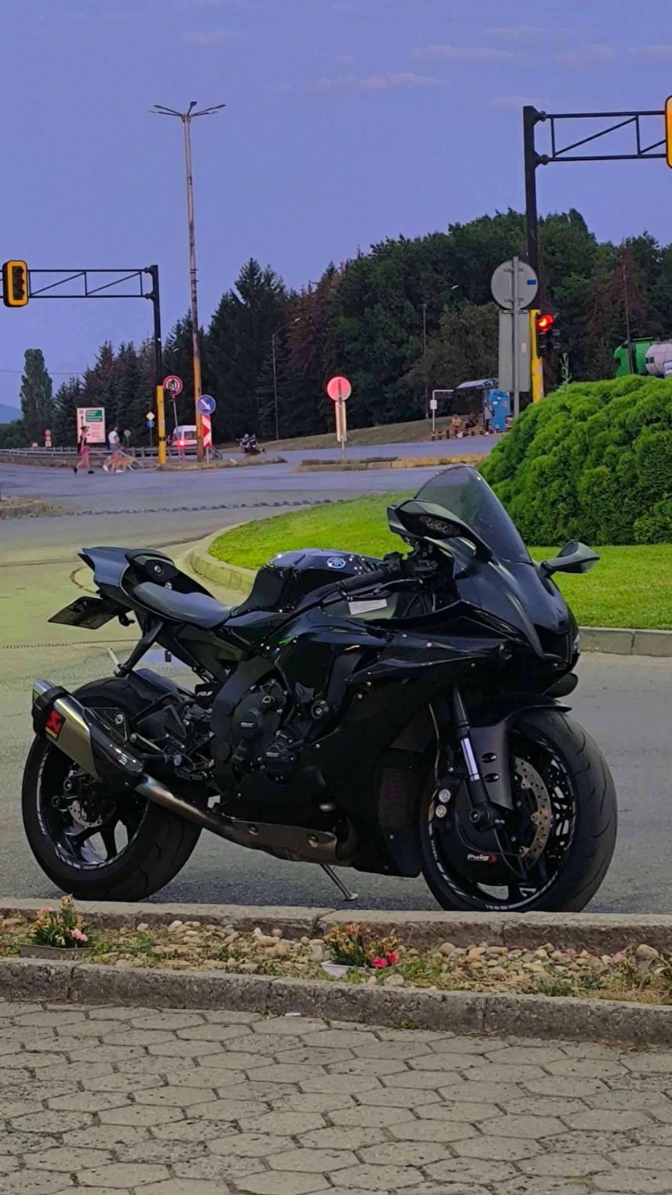 Yamaha YZF-R1 R1 Carbon elements