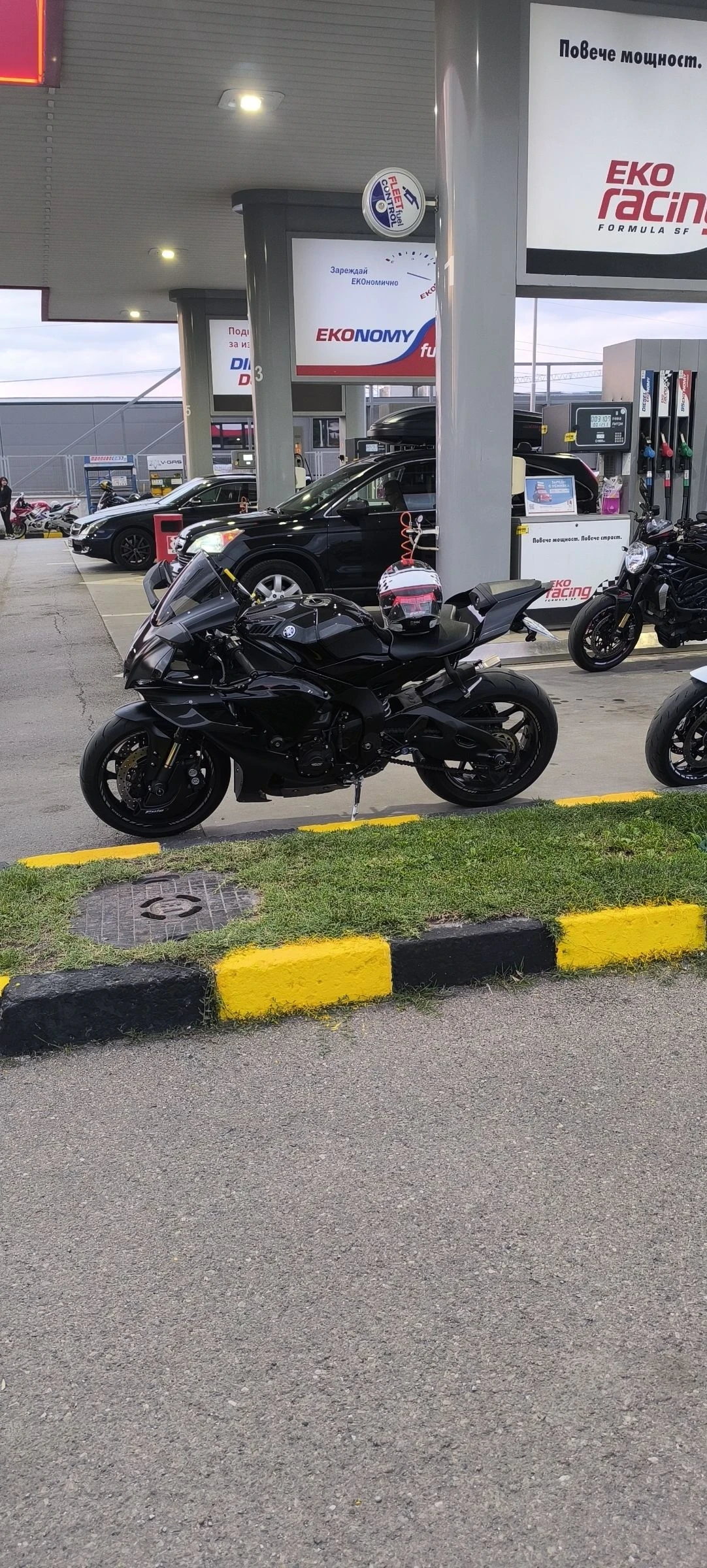 Yamaha YZF-R1 R1 - изображение 7