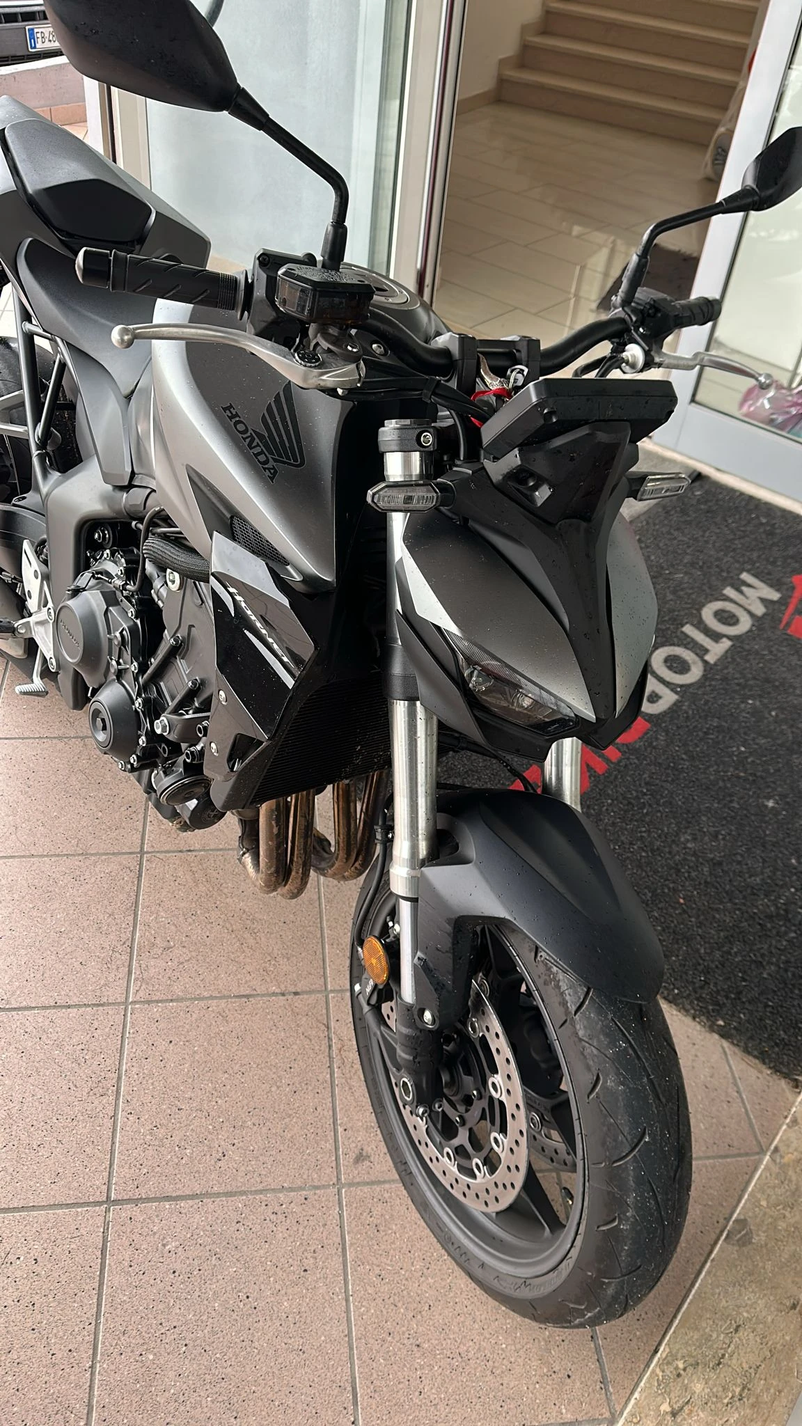 Honda Hornet 1000 2025!!! 3200км!!!, снимка 3 - Мотоциклети и мототехника - 54094904