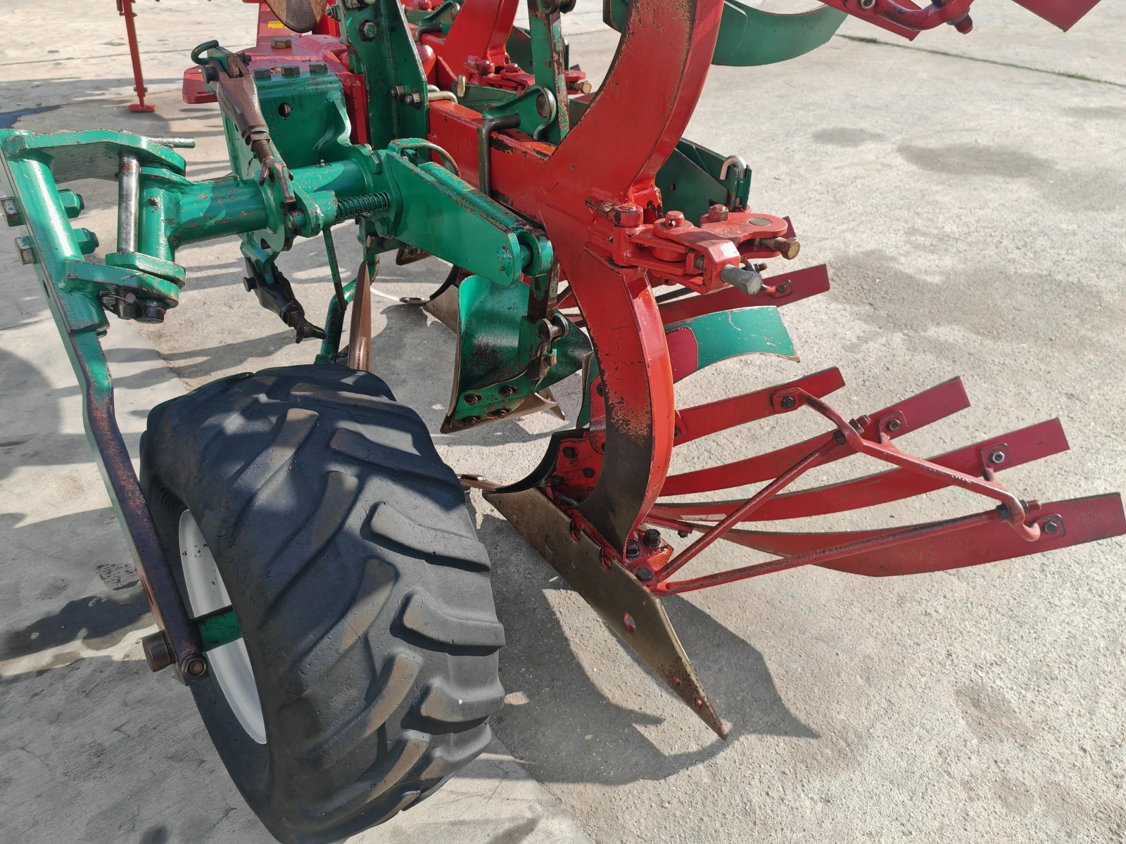  Kverneland ED 100-200     20% | Mobile.bg   11