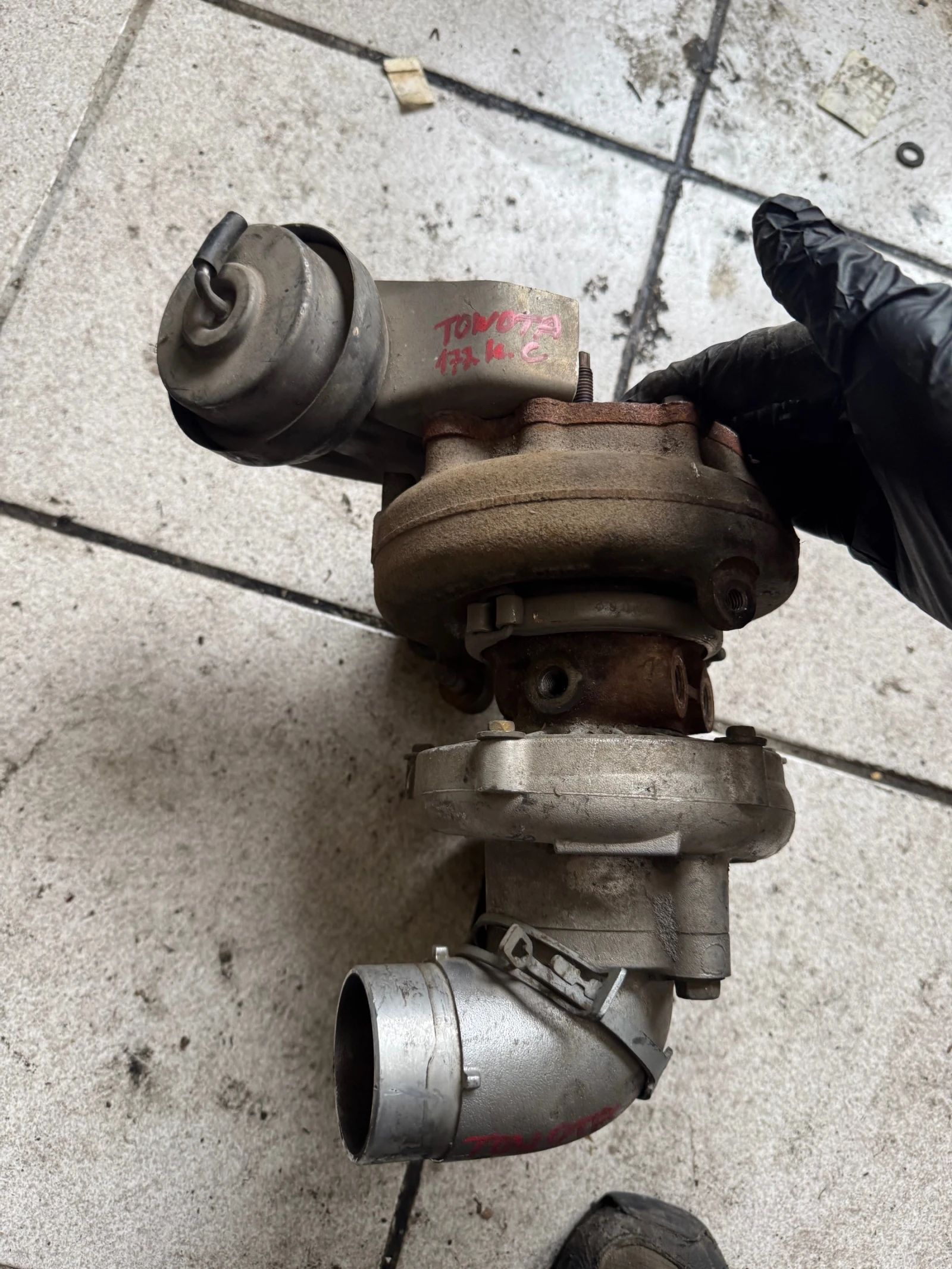   Towota Rav4 Avensis  2,2D CAT 177.. | Mobile.bg   1