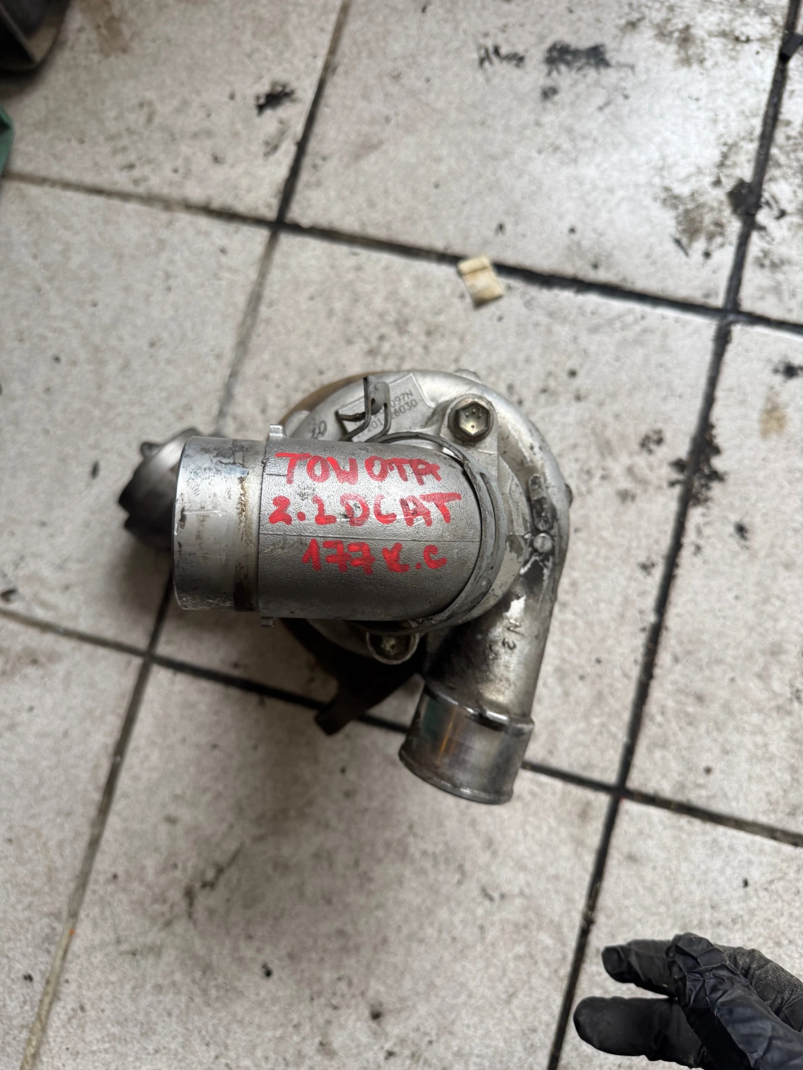   Towota Rav4 Avensis  2,2D CAT 177.. | Mobile.bg   6