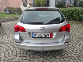 Opel Astra SPORTS TOURER НАВИГАЦИЯ* ОТЛИЧНА* КАТО НОВА* , снимка 3