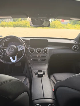 Mercedes-Benz C 300 4MATIC AMG Line, снимка 12