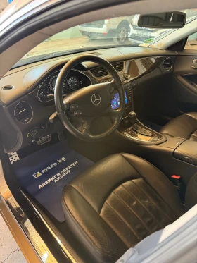 Mercedes-Benz CLS 350 * Всички екстри* Сервизна История* Поръчков, снимка 15