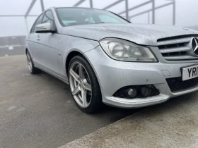 Mercedes-Benz C 200, снимка 8