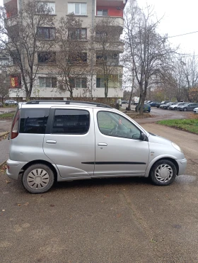 Toyota Yaris verso, снимка 1