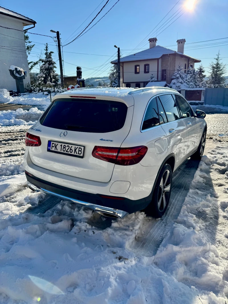 Mercedes-Benz GLC 350 Hybrid, снимка 4 - Автомобили и джипове - 47972376