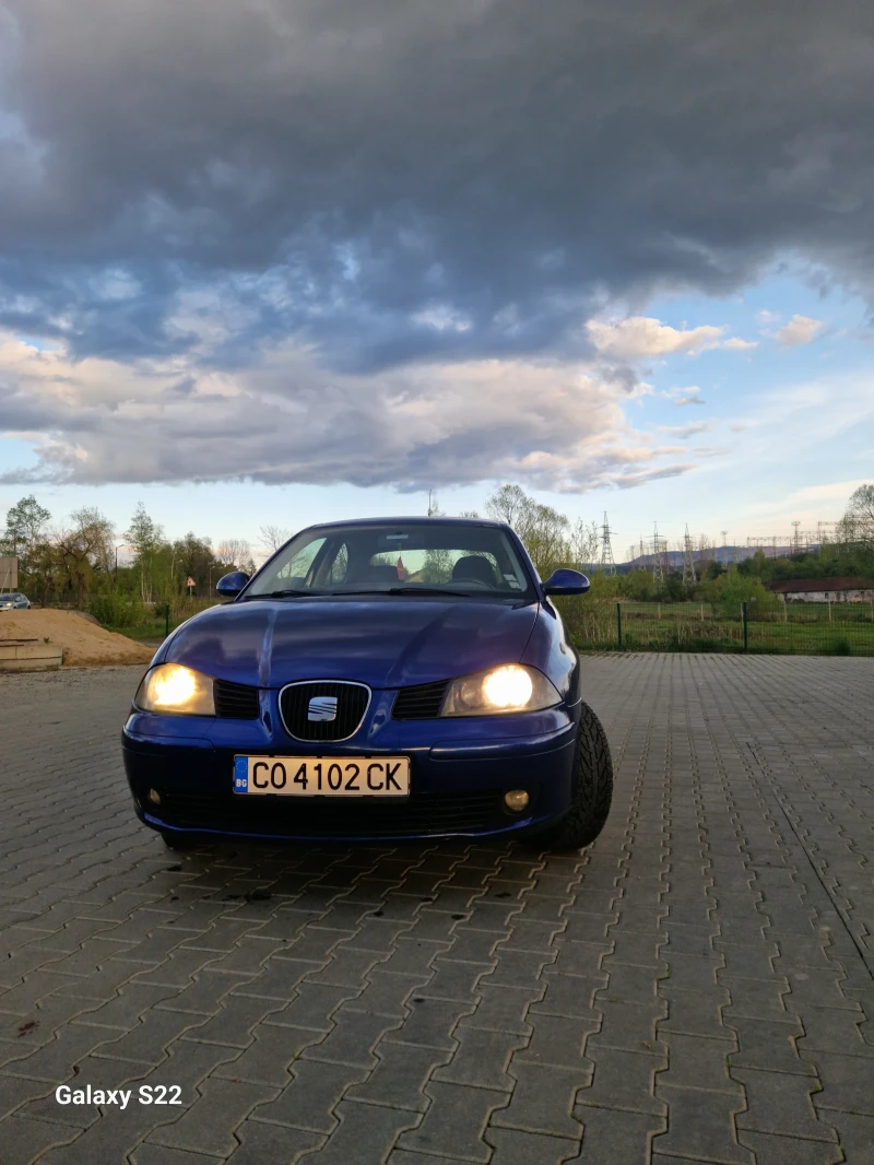 Seat Ibiza, снимка 2 - Автомобили и джипове - 48044414