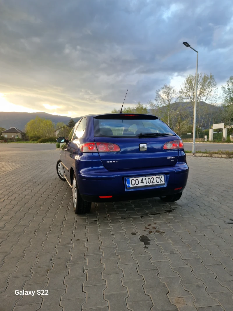 Seat Ibiza, снимка 6 - Автомобили и джипове - 48044414