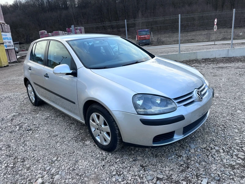 VW Golf 1.6 FSI 192000km! ЛИЗИНГ, снимка 3 - Автомобили и джипове - 48423241