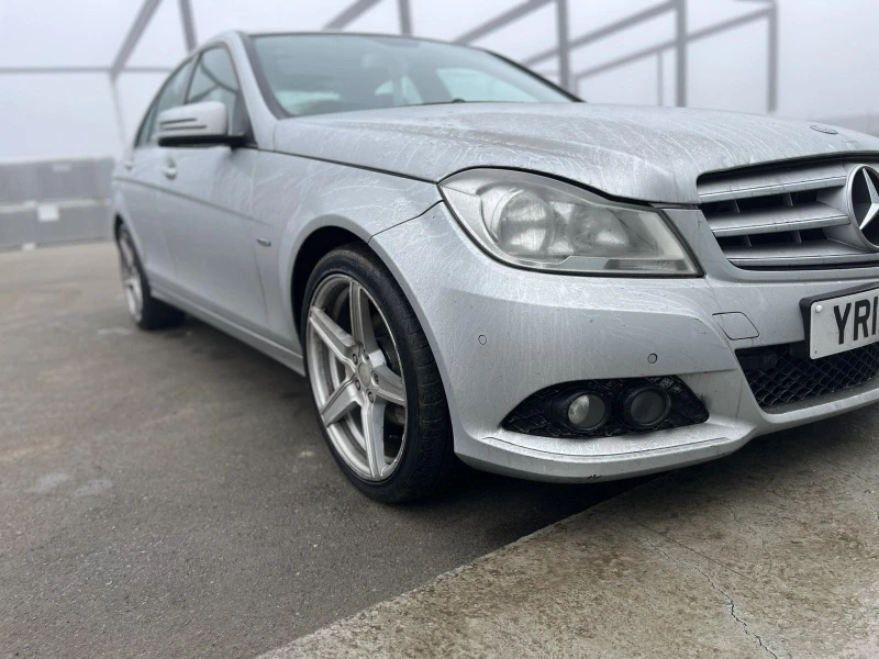 Mercedes-Benz C 200, снимка 8 - Автомобили и джипове - 48718562