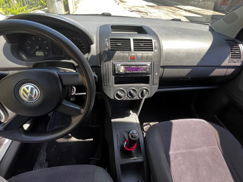 VW Polo 9N, снимка 7 - Автомобили и джипове - 49269541