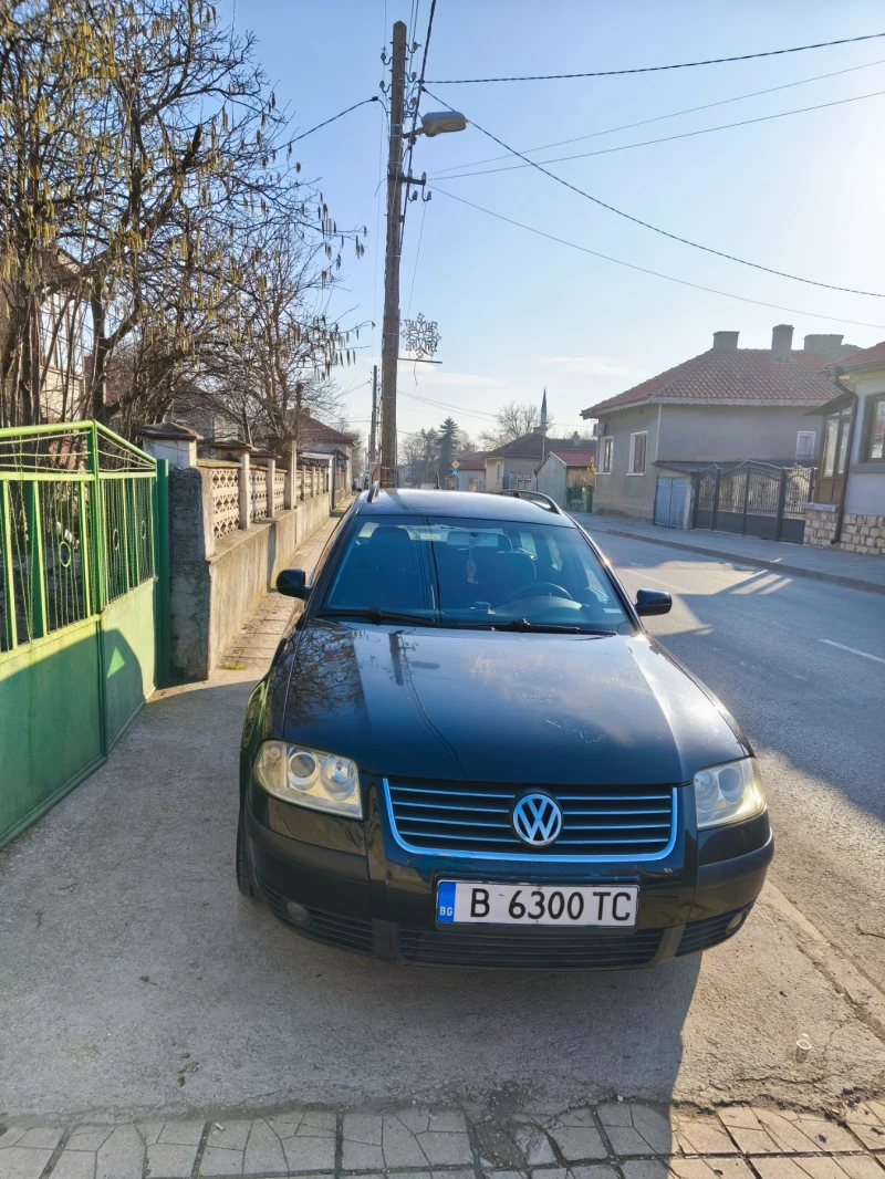 VW Passat, снимка 1 - Автомобили и джипове - 49310143