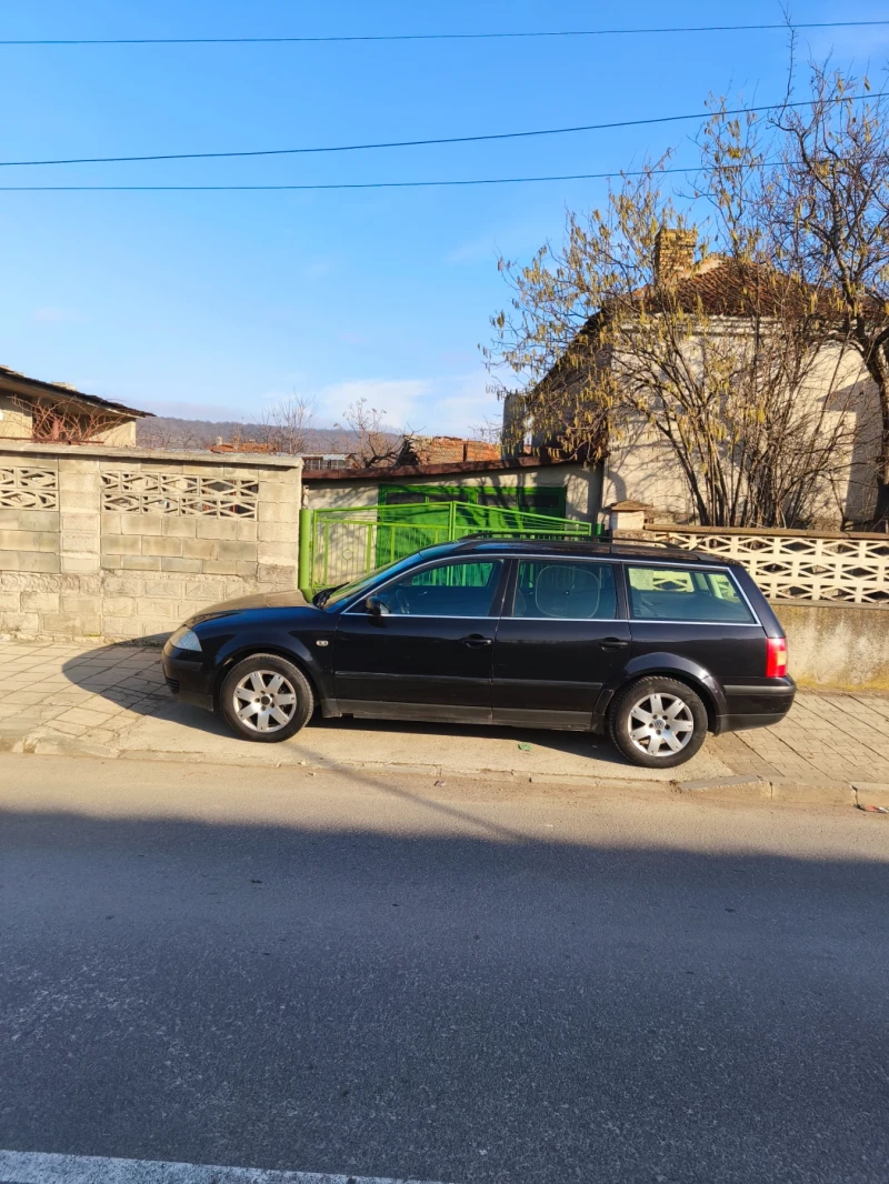 VW Passat, снимка 4 - Автомобили и джипове - 49310143