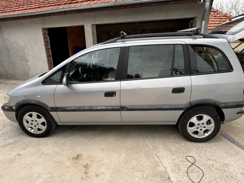 Opel Zafira, снимка 3 - Автомобили и джипове - 49526857