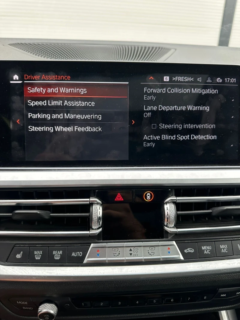 BMW 330 BMW 330i * xDrive * M-Pack, снимка 7 - Автомобили и джипове - 52537827