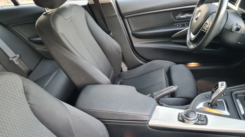 BMW 320 SWISS-X DRIVE, снимка 5 - Автомобили и джипове - 52012760