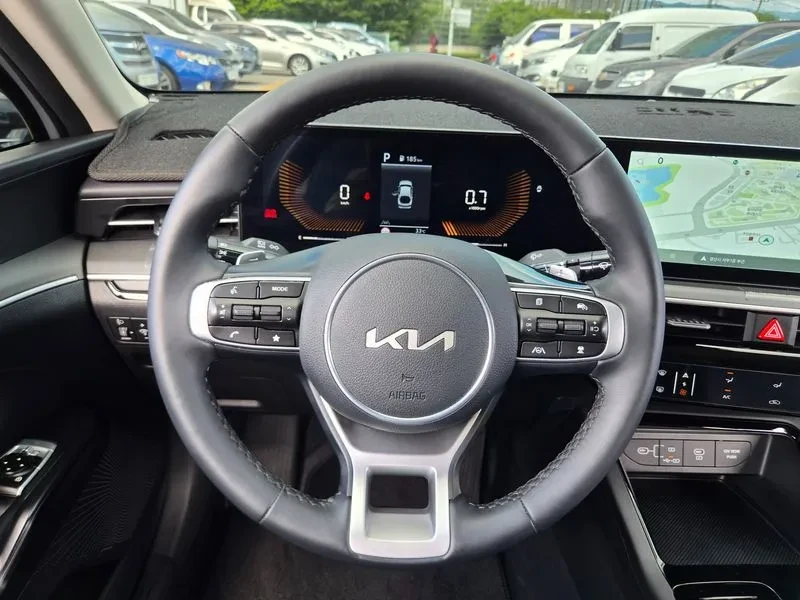 Kia K5 2.0 Lpi Prestige, снимка 10 - Автомобили и джипове - 55886008