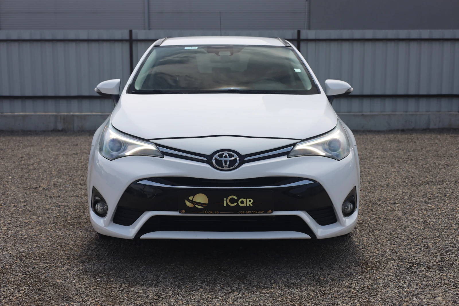 Toyota Avensis 2.0 D-4D Touring #LED #KEYLESS #KAMERA #NAVI @iCar - изображение 2