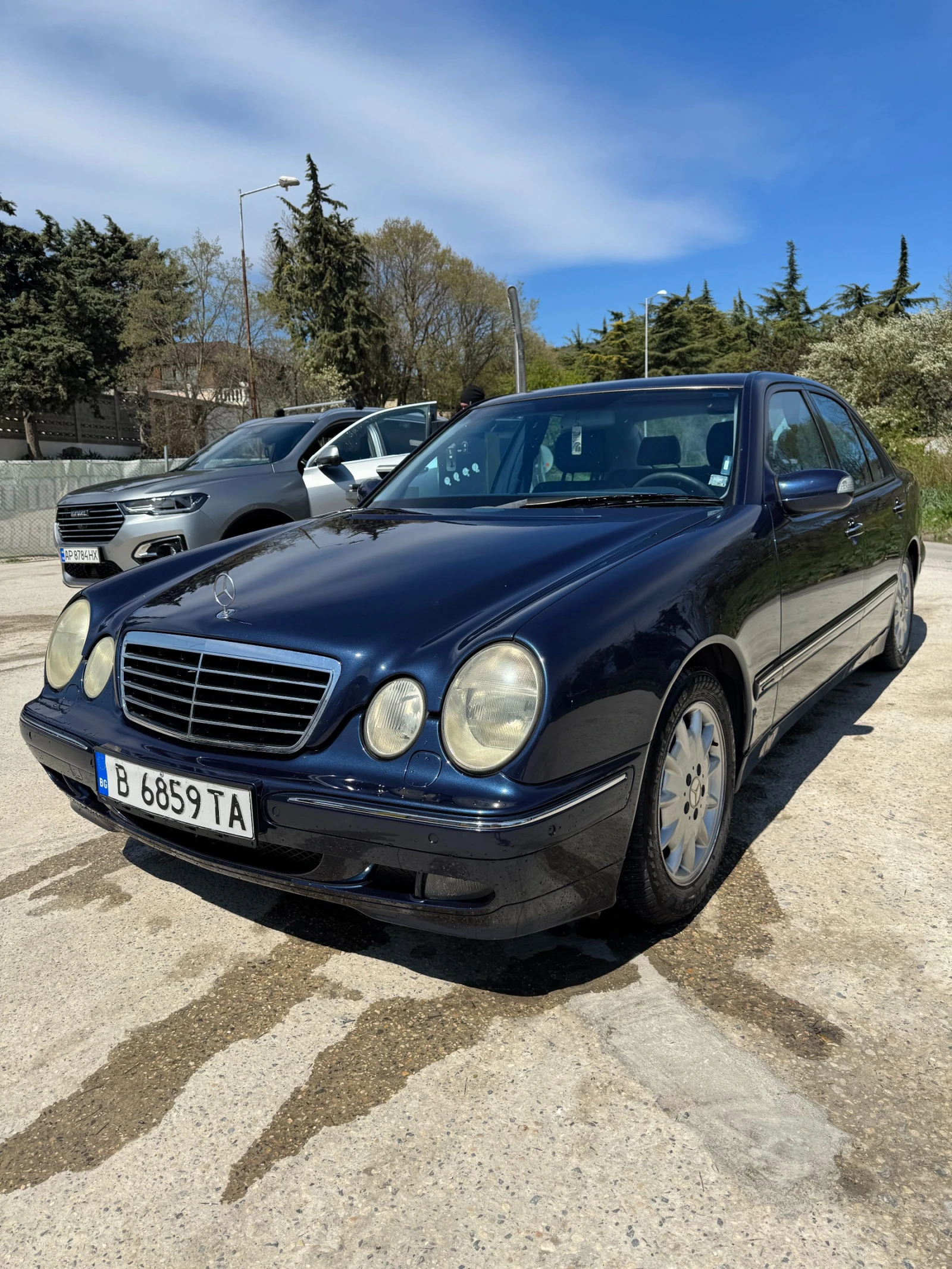 Mercedes-Benz E 200  - изображение 9